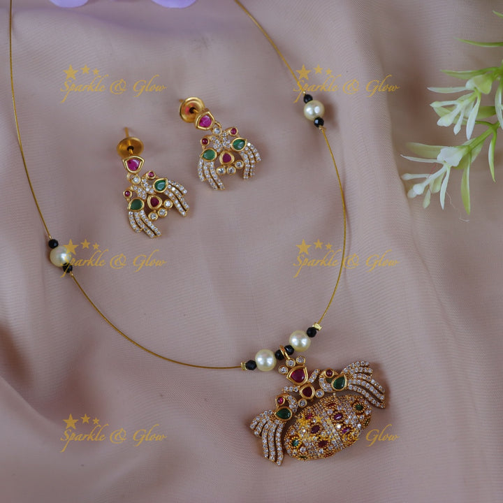 Elegant Peacock Pearl Necklace for Celebrations