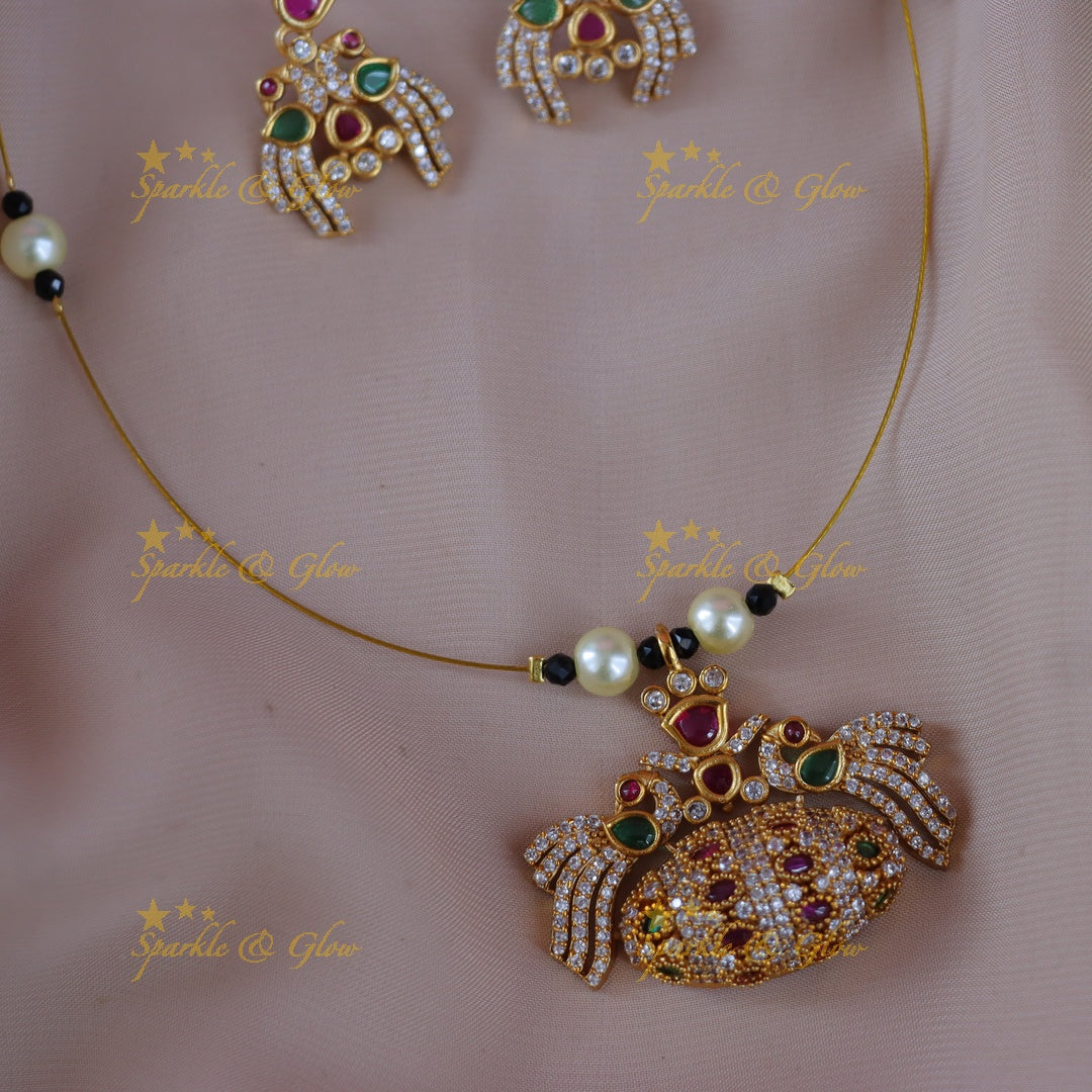 Elegant Peacock Pearl Necklace for Celebrations