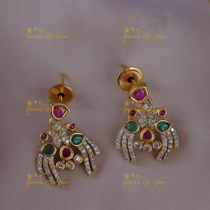 Elegant Peacock Pearl Necklace for Celebrations