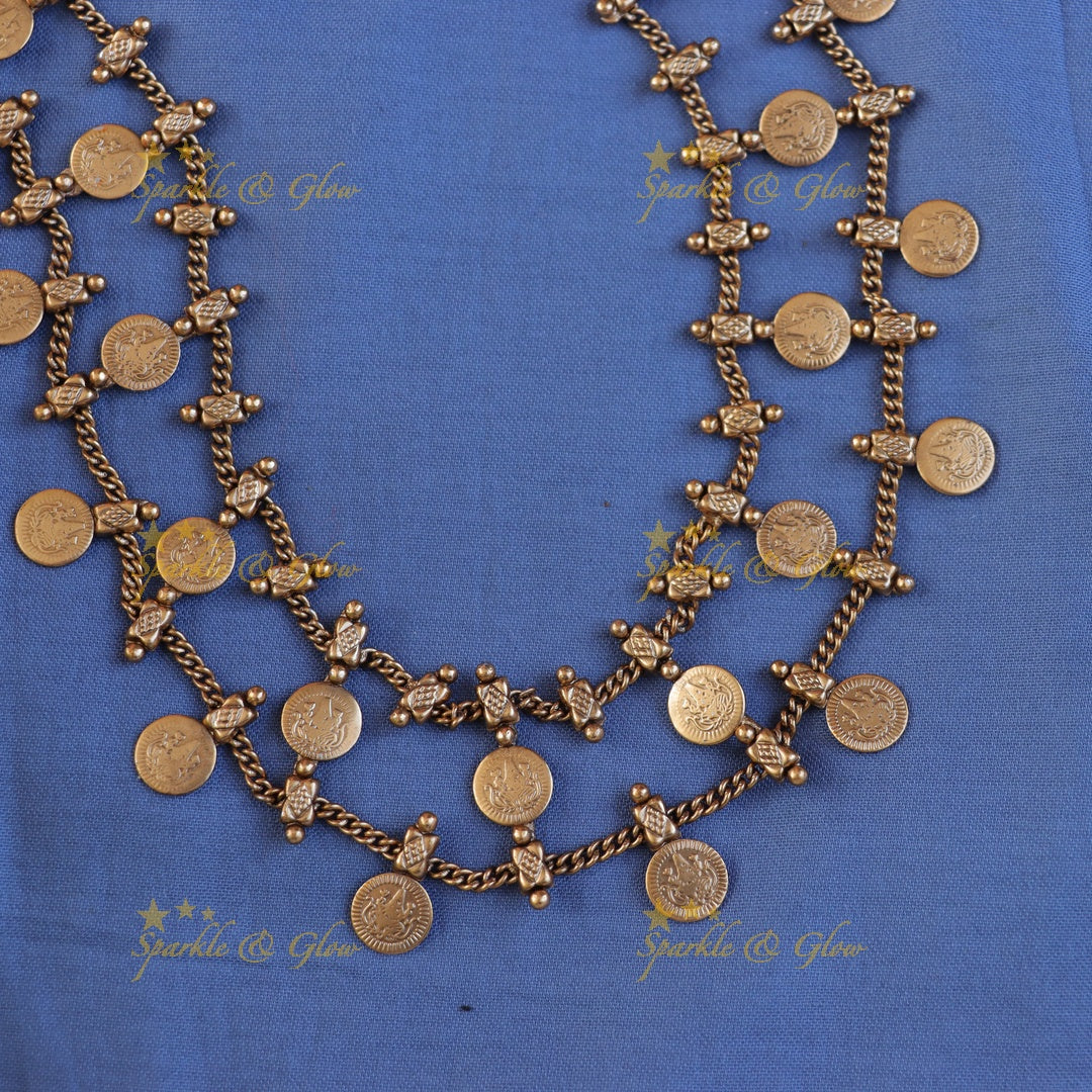 Exquisite Gold Lakshmi Necklace - Timeless Elegance