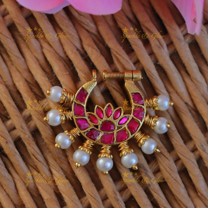 Beautiful Pearl & Jadau Floral Nosepin for Weddings