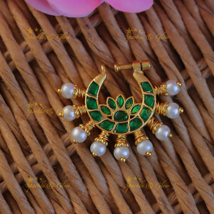 Beautiful Pearl & Jadau Floral Nosepin for Weddings