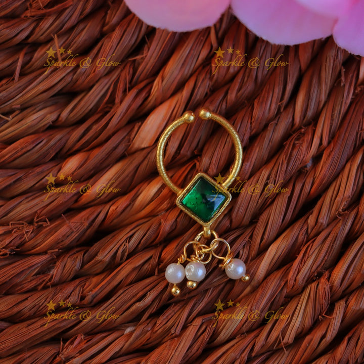 Exquisite Gold Jadau Bridal Nose Ring for Elegance