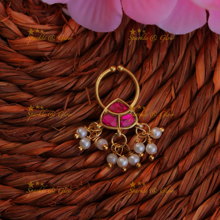 Radiant Jadau Gold Nosering for Festive Elegance