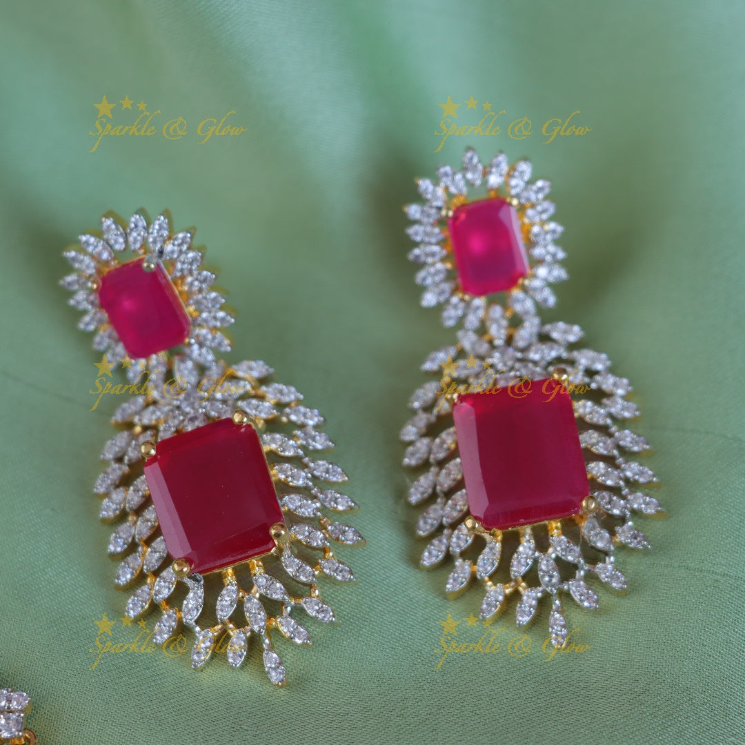 Sparkle & Glow GJ Floral Necklace Set - Premium Elegance