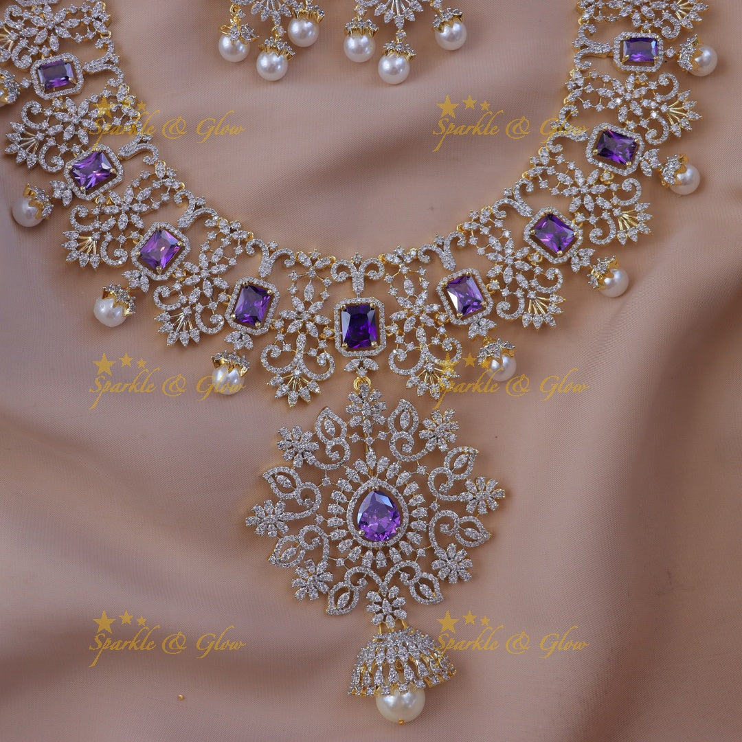 Luxurious Floral Pearl Necklace Set for Weddings
