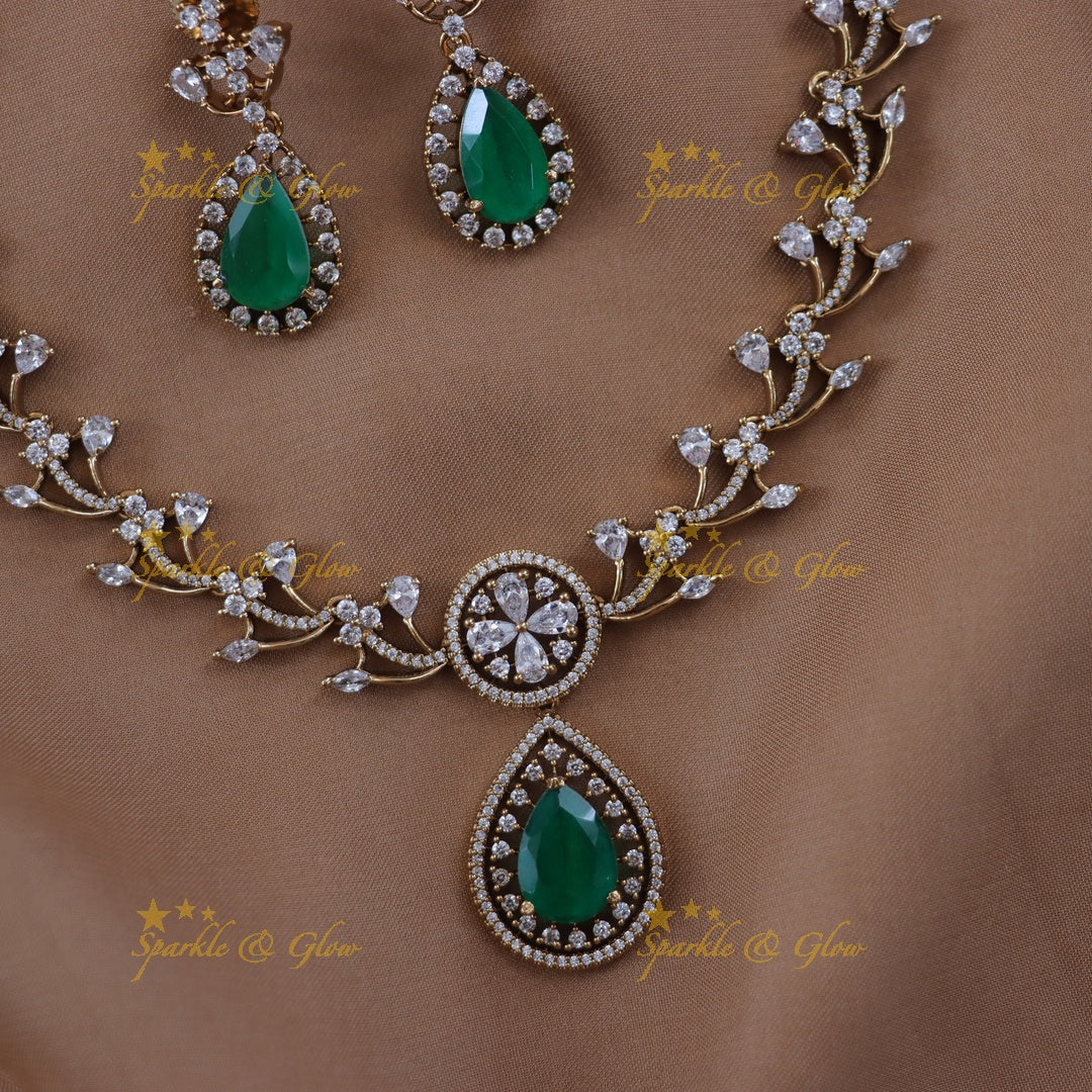 Radiant Floral Leaf Necklace & Earring Set - New Arrival