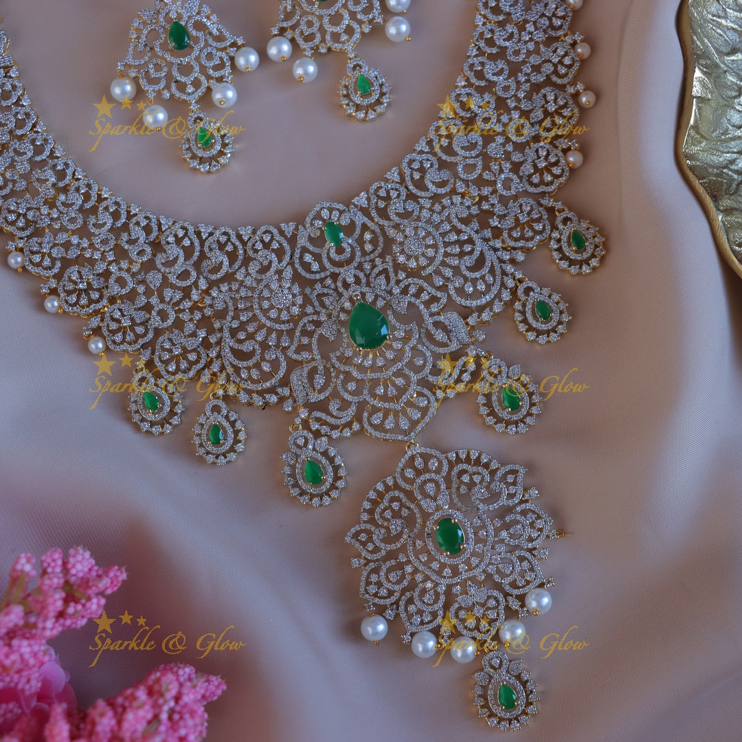 Elegant Gold Polish Necklace Set for Festive Occasions