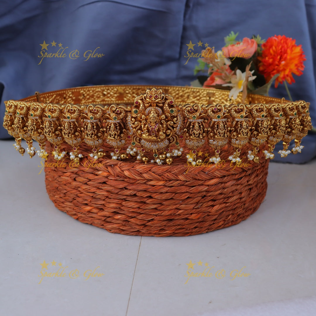 Exquisite Gold Pearl Hipbelt for Grand Occasions