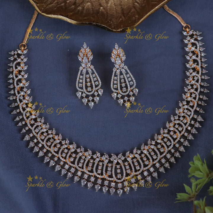 Exquisite Gold-Plated Floral Stone Necklace Set