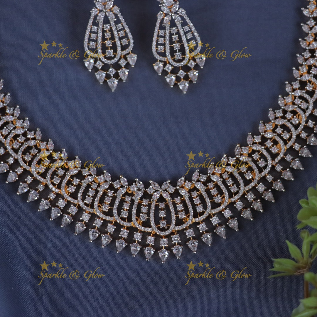 Exquisite Gold-Plated Floral Stone Necklace Set