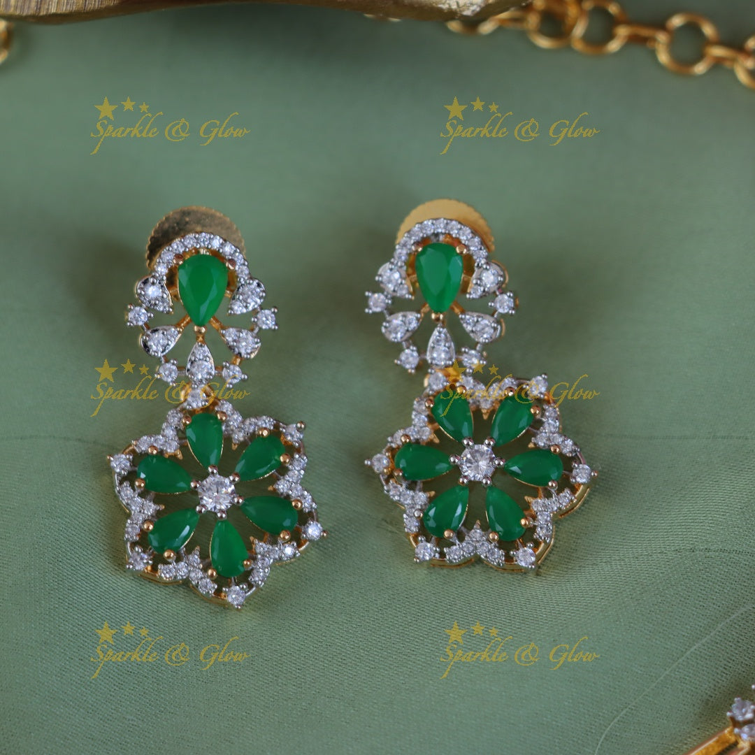 Exquisite Floral Gold Necklace for Special Events