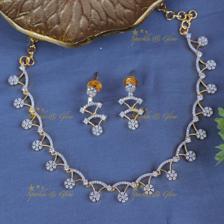 Exquisite Floral Necklace for Weddings & Celebrations