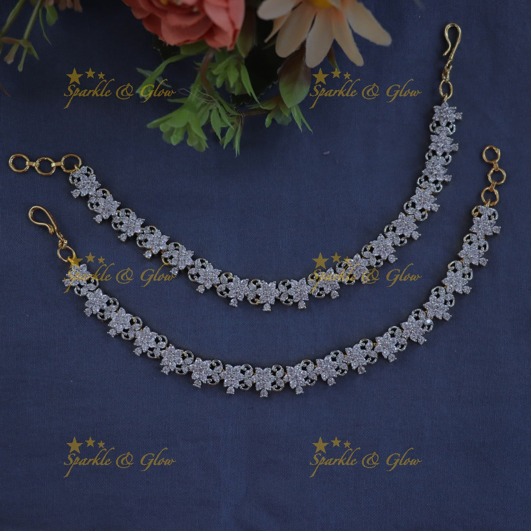 Exquisite Imitation Floral Ear Chain for Festivals