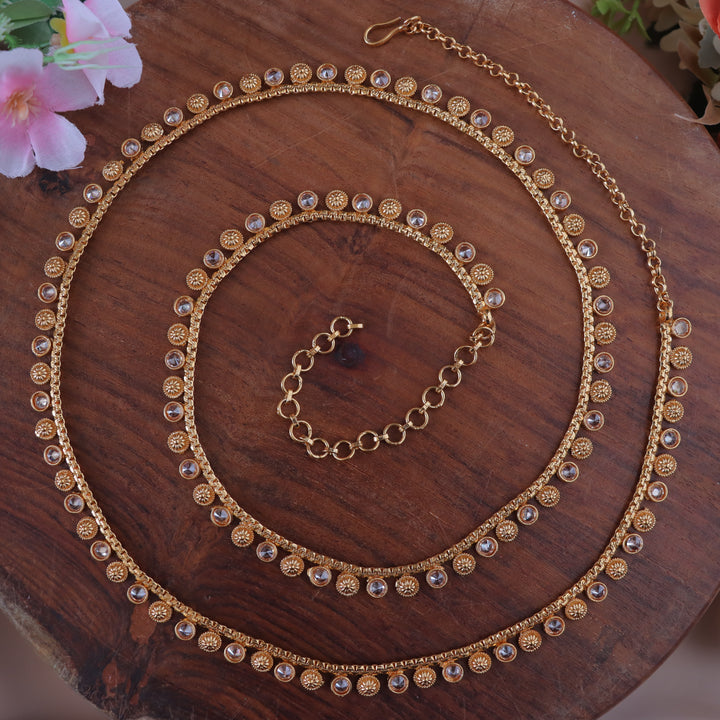 Exquisite Gold Floral Hip Chain for Celebrations