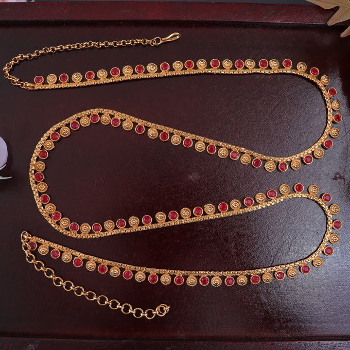 Exquisite Gold Floral Hip Chain for Celebrations