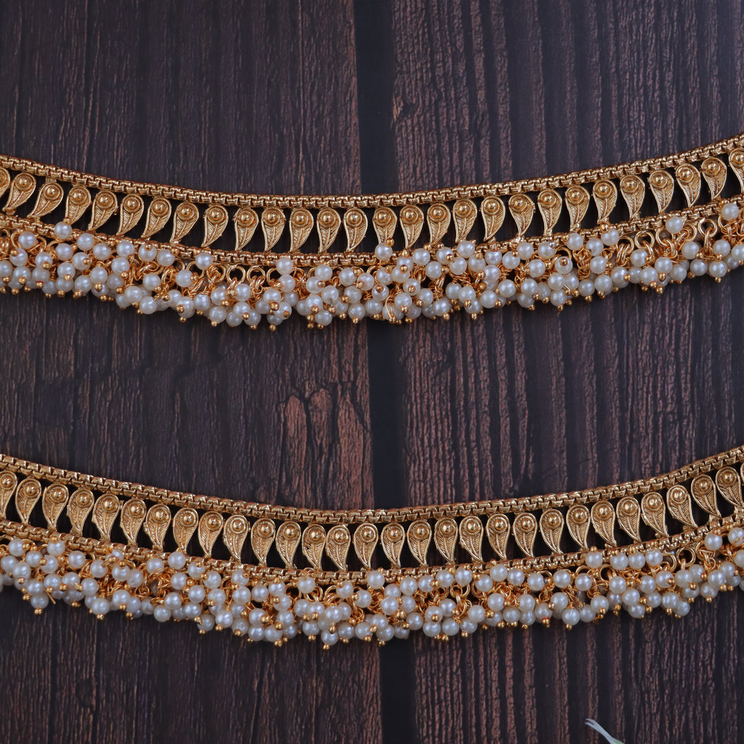 Elegant Gold Plated Leaf Design Anklet for Weddings