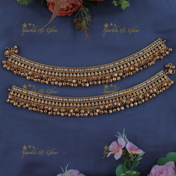 Exquisite Gold Pearl Anklet for Celebrations