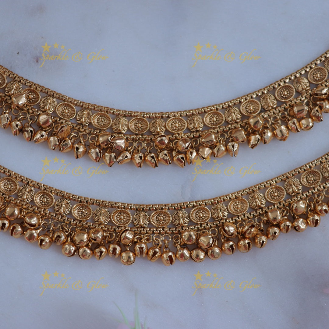 Exquisite Floral Peacock Gold Anklet with Bells