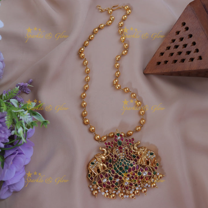 Elegant Gold Elephant Necklace - Festive Charm