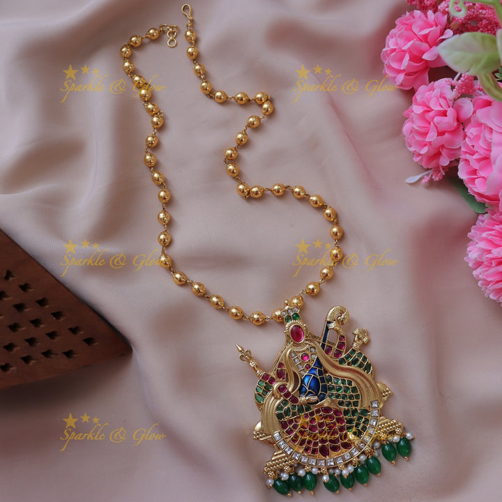 Radiant Gold Saraswati Pendant Necklace for Any Occasion