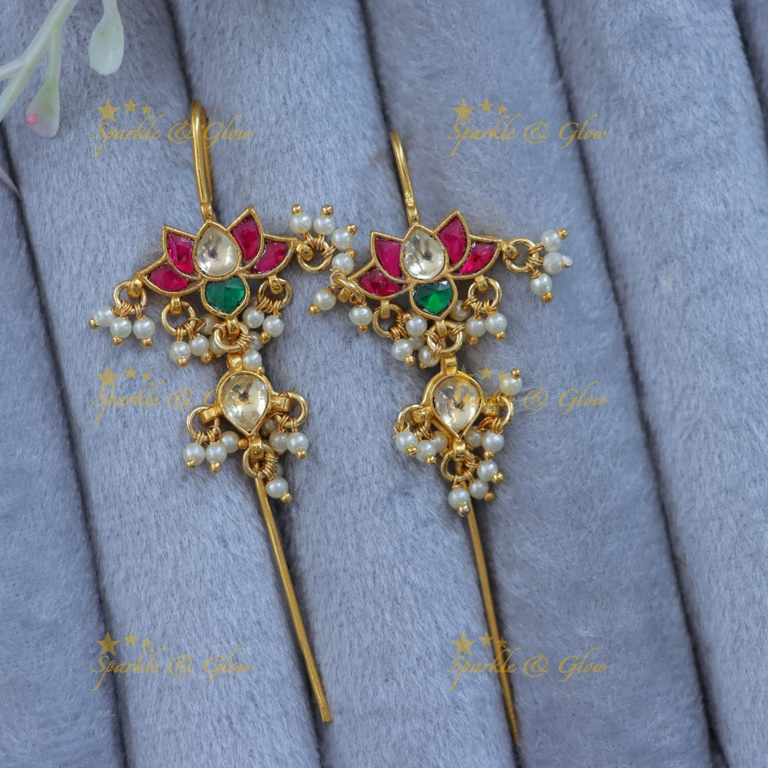 Elegant Floral Ear Cuff with Pearls and Gold Finish