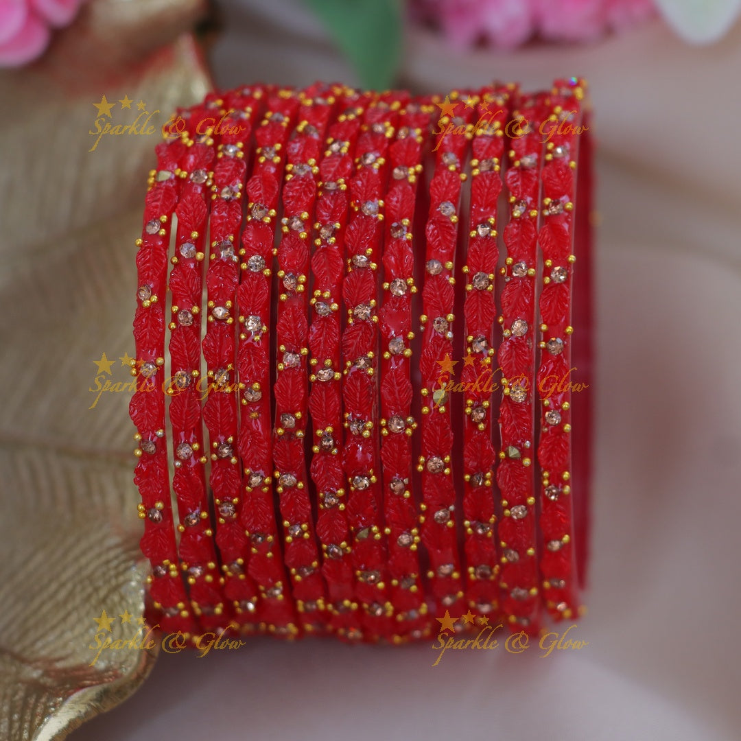 Elegant Green Leaf Design Bangle for Festive Occasions