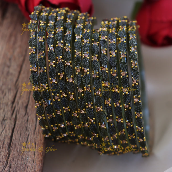 Elegant Green Leaf Design Bangle for Festive Occasions