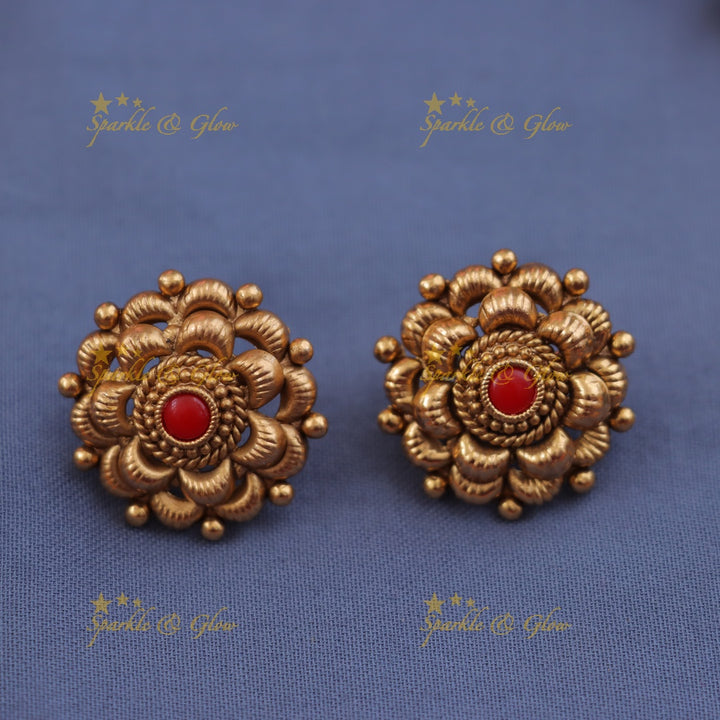 Exquisite Beaded Necklace for Weddings - Sparkle & Glow