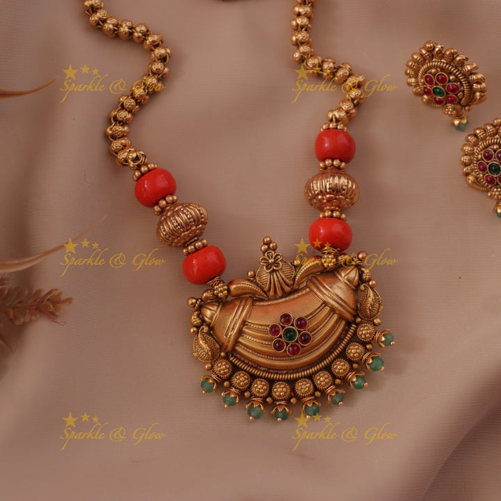 Exquisite Coral & Gold Necklace for Graceful Weddings
