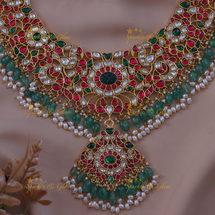 Elegant Jadau Floral Necklace for Festive Celebrations