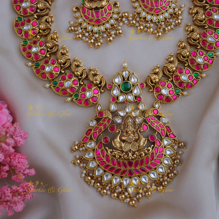 Exquisite Jadau Kundan Lakshmi Necklace Set for Weddings