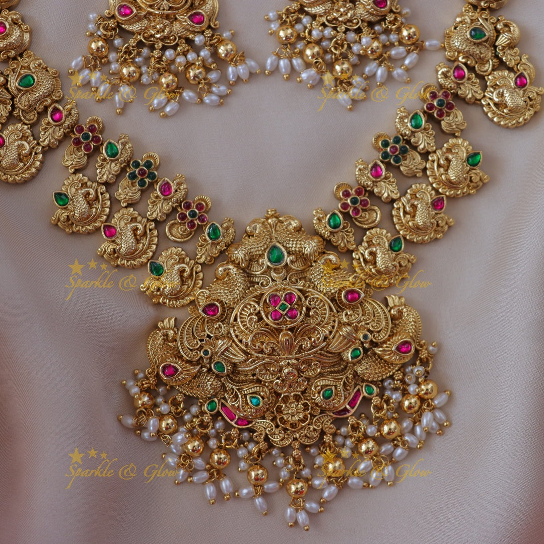 Exquisite Floral Peacock Necklace for Your Perfect Occasion