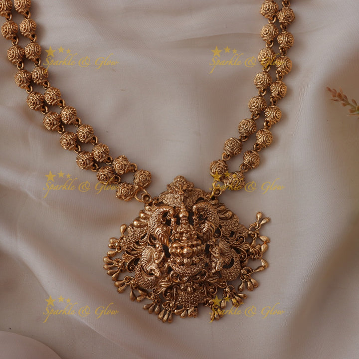 Exquisite Lakshmi Temple Pendant Necklace - Sparkle & Glow
