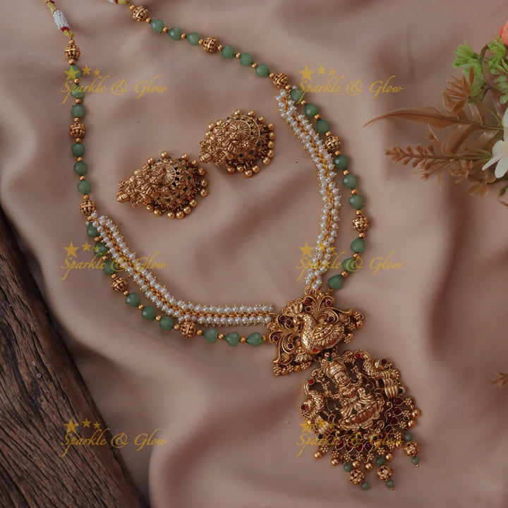 Exquisite Gold Lakshmi Temple Necklace - Sparkle & Glow