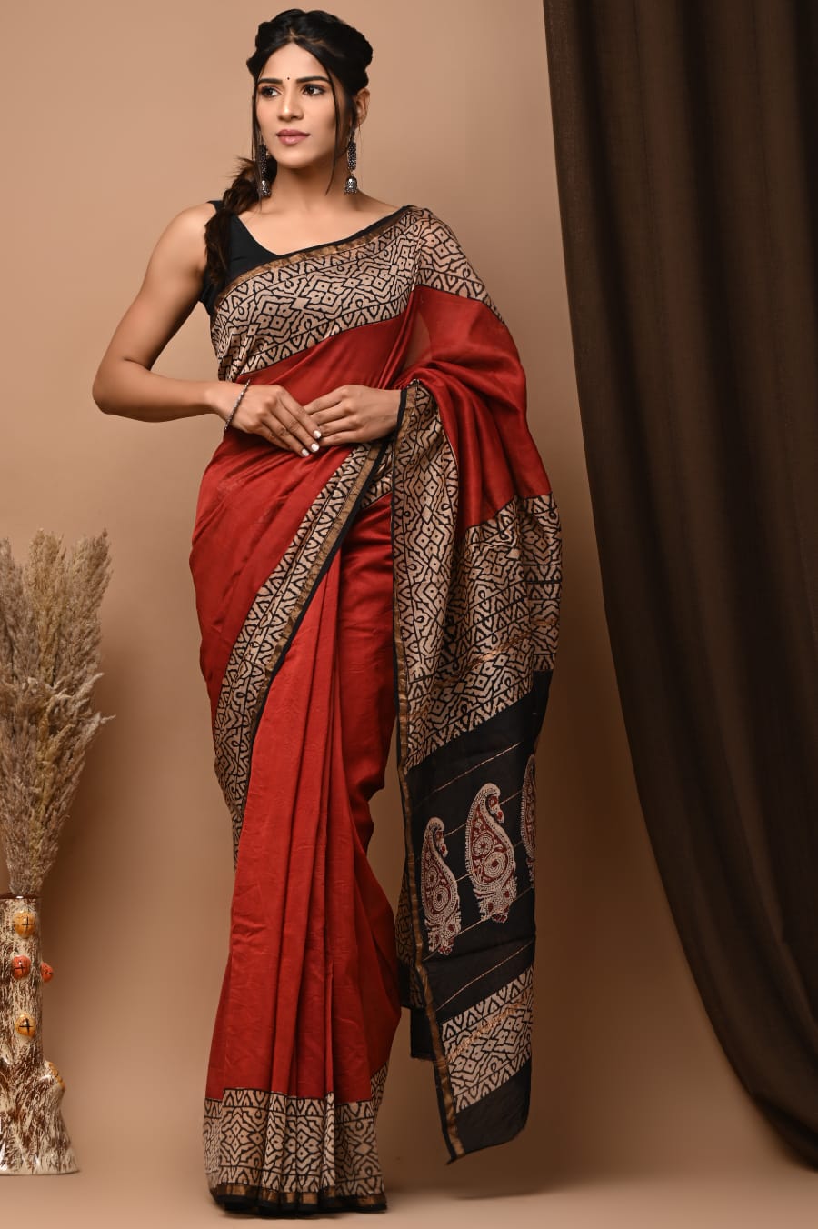 Elegant Chanderi Silk Saree - Festive Collection