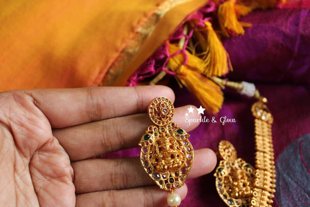 Uncut polki and kemp stones nagas spike necklace - Sparkle and Glow - Back Thread - 