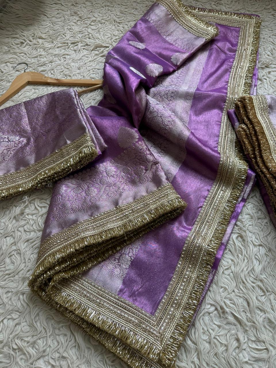 Elegant Banarasi Gold Zari Saree for Festive Occasions