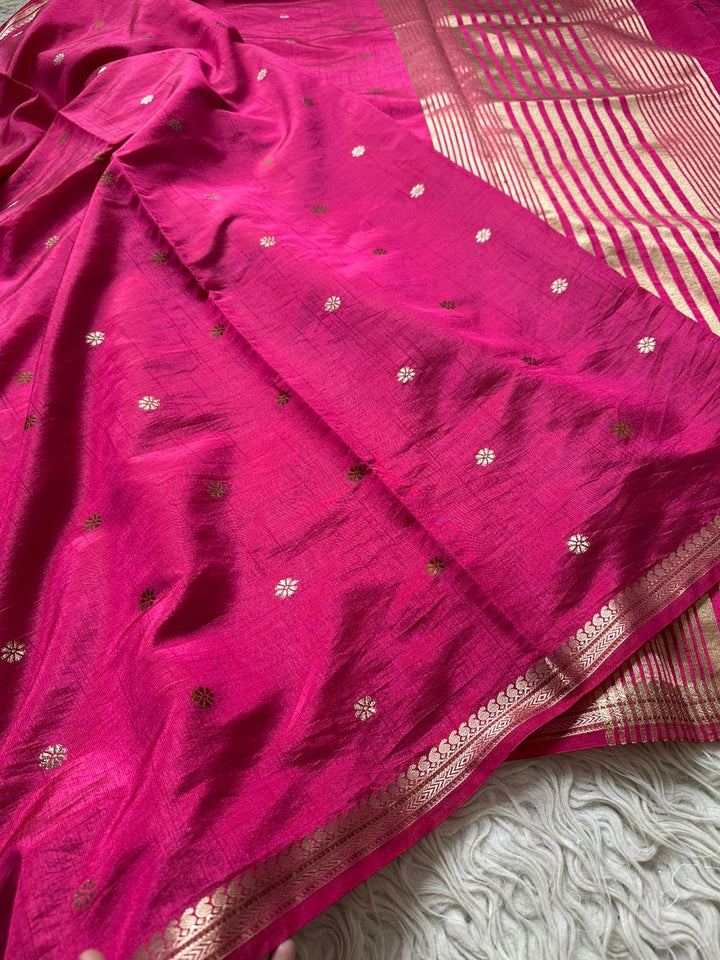Elegant Silk Saree with Blouse - Perfect for Weddings