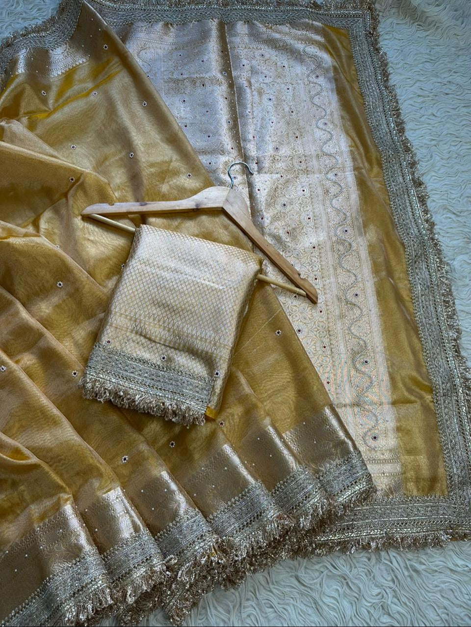Exquisite Banarasi Tissue Silk Saree for Weddings