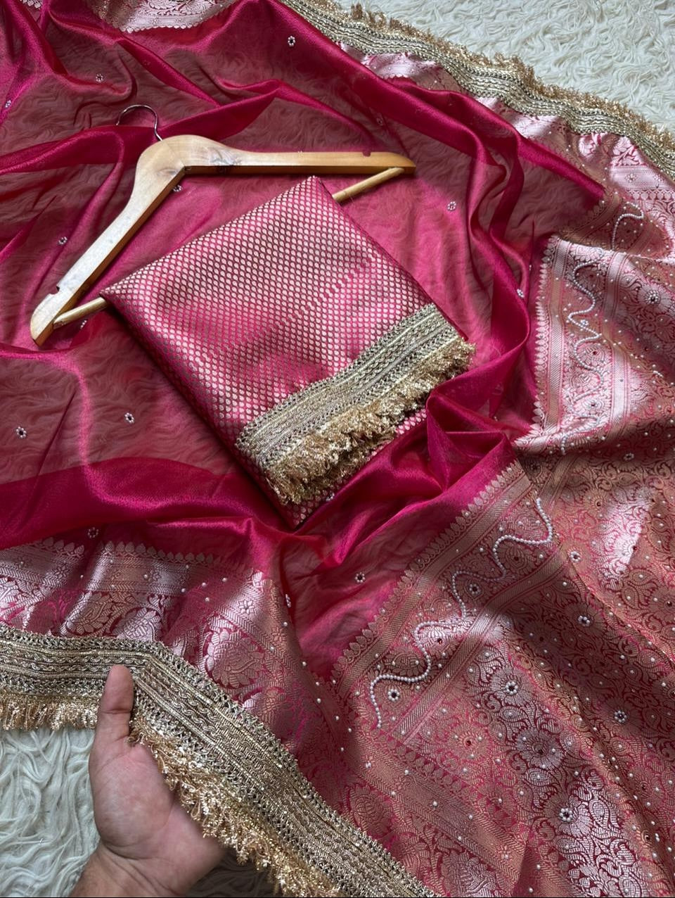 Exquisite Banarasi Tissue Silk Saree for Weddings