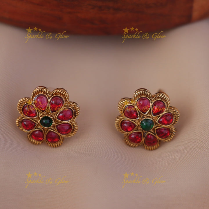 Elegant Gold Floral Necklace Set for Every Occasion