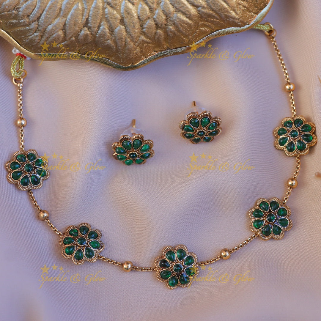 Elegant Gold Floral Necklace Set for Every Occasion