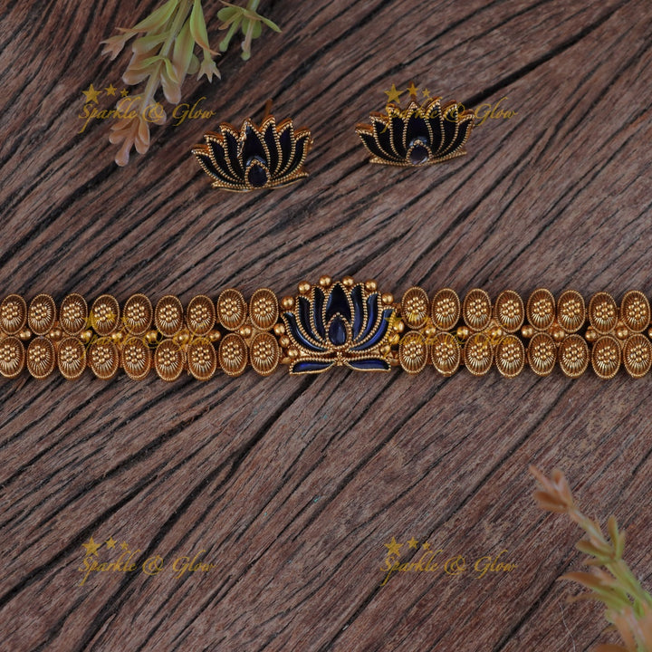Elegant Lotus Gold Necklace for Festive Elegance