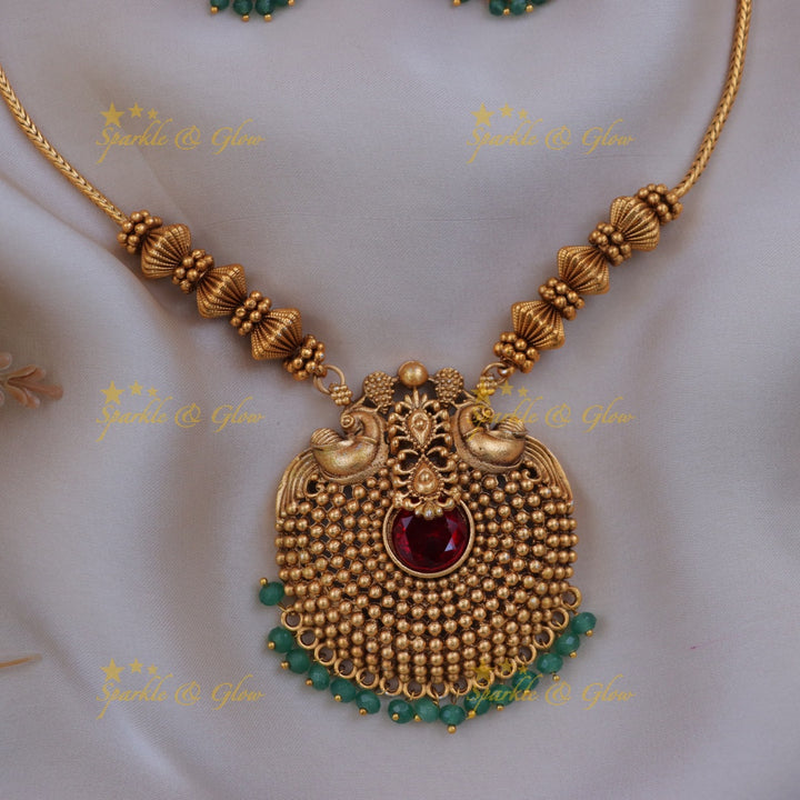 Exquisite Gold Bead Peacock Necklace Set - Elegant Choice