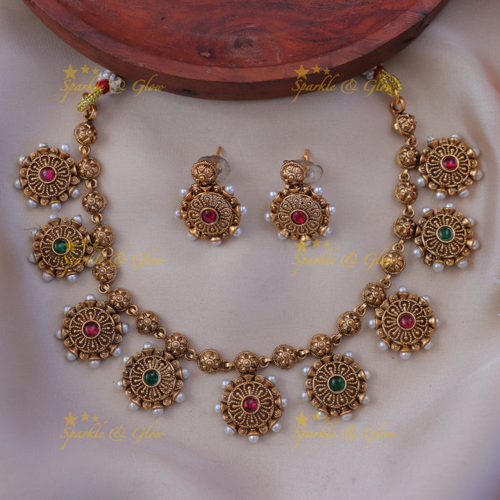 Exquisite Gold Floral Bead Necklace - Festive Elegance