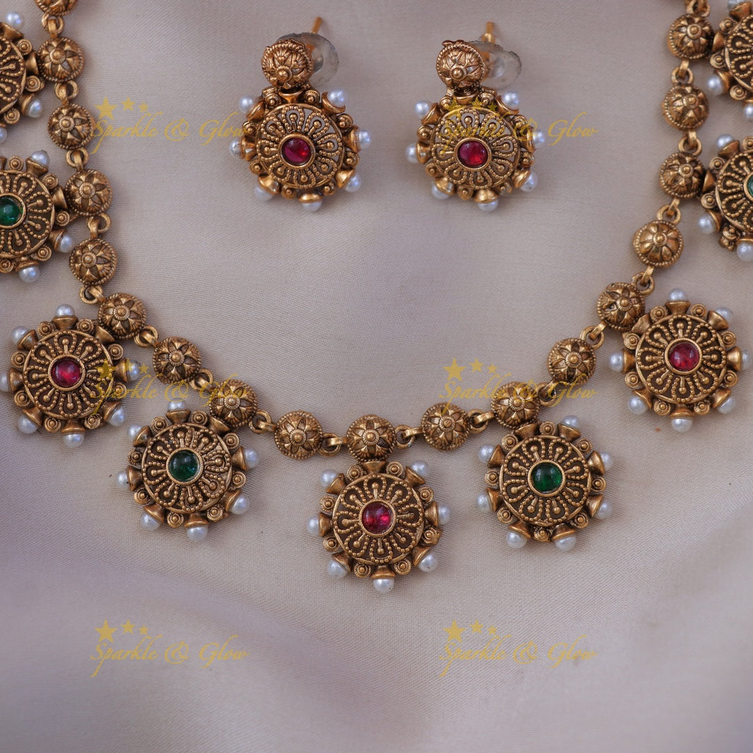 Exquisite Gold Floral Bead Necklace - Festive Elegance