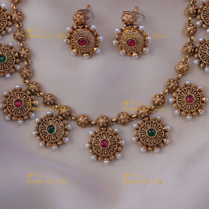 Exquisite Gold Floral Bead Necklace - Festive Elegance