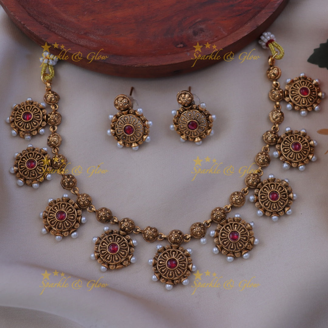 Exquisite Gold Floral Bead Necklace - Festive Elegance