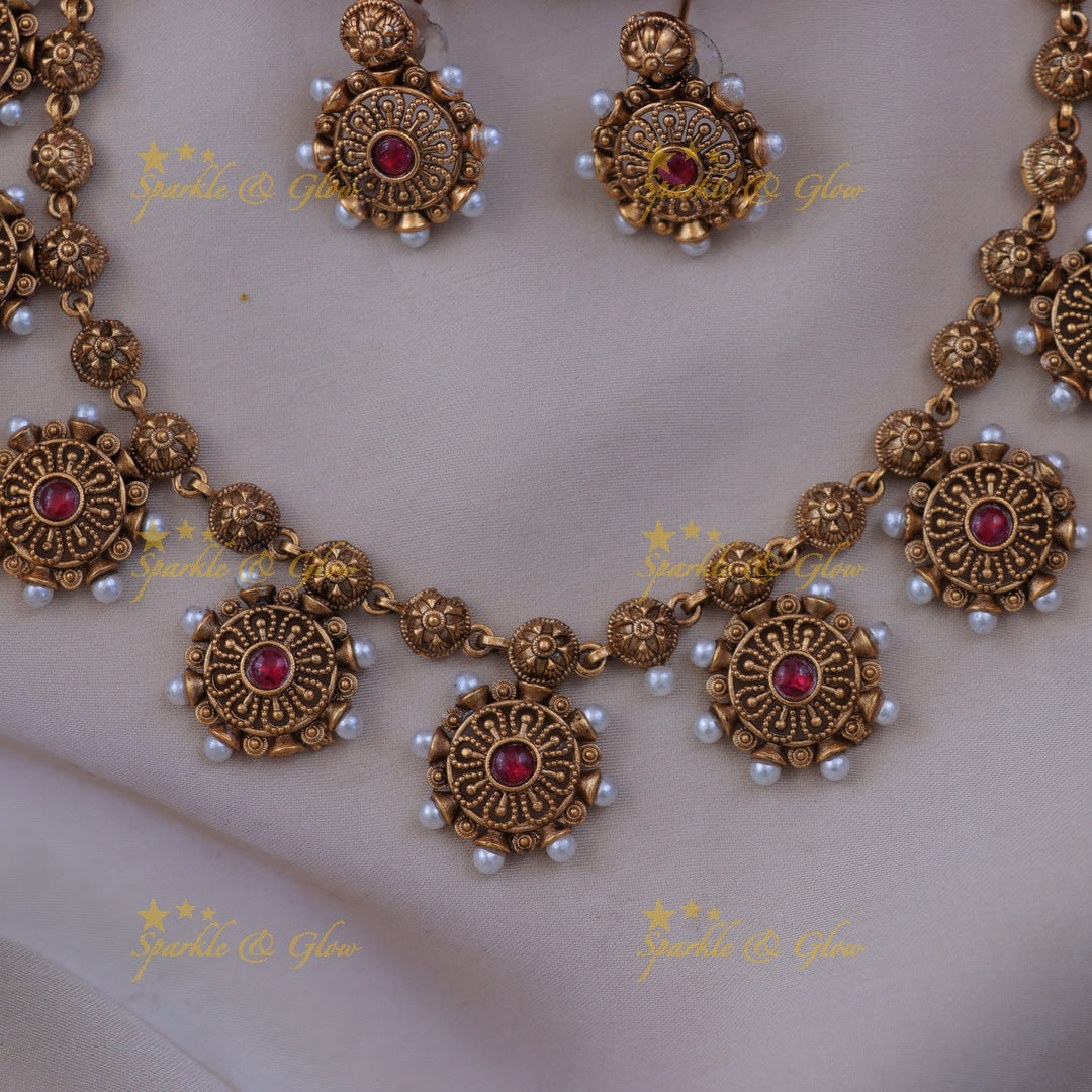 Exquisite Gold Floral Bead Necklace - Festive Elegance